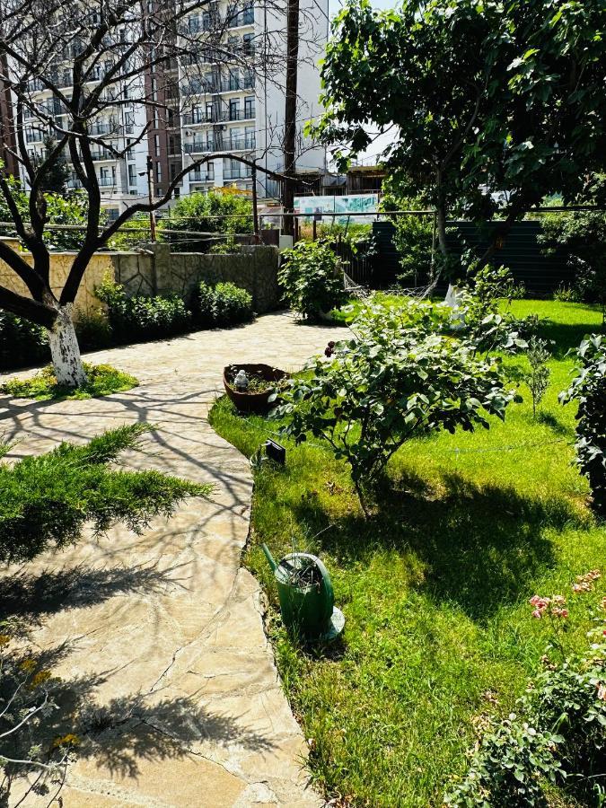 Liel Hotell Tbilisi Exteriör bild