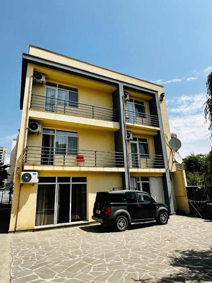 Liel Hotell Tbilisi Exteriör bild