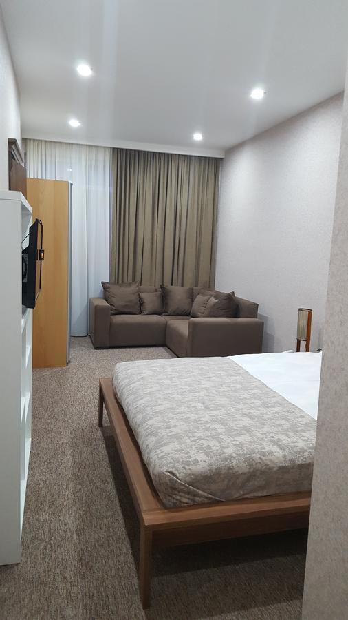 Liel Hotell Tbilisi Exteriör bild