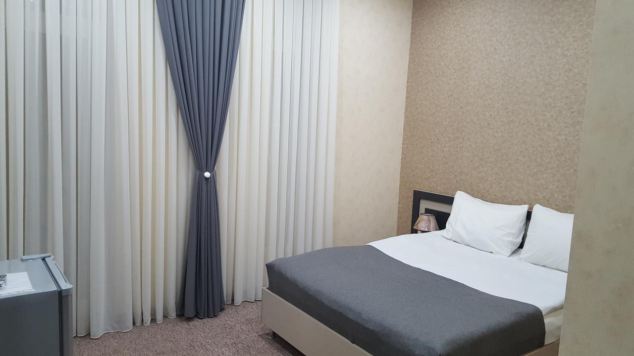 Liel Hotell Tbilisi Exteriör bild