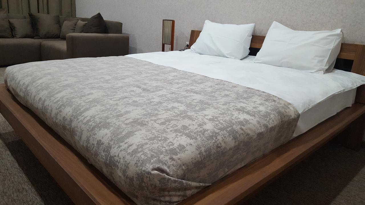 Liel Hotell Tbilisi Exteriör bild