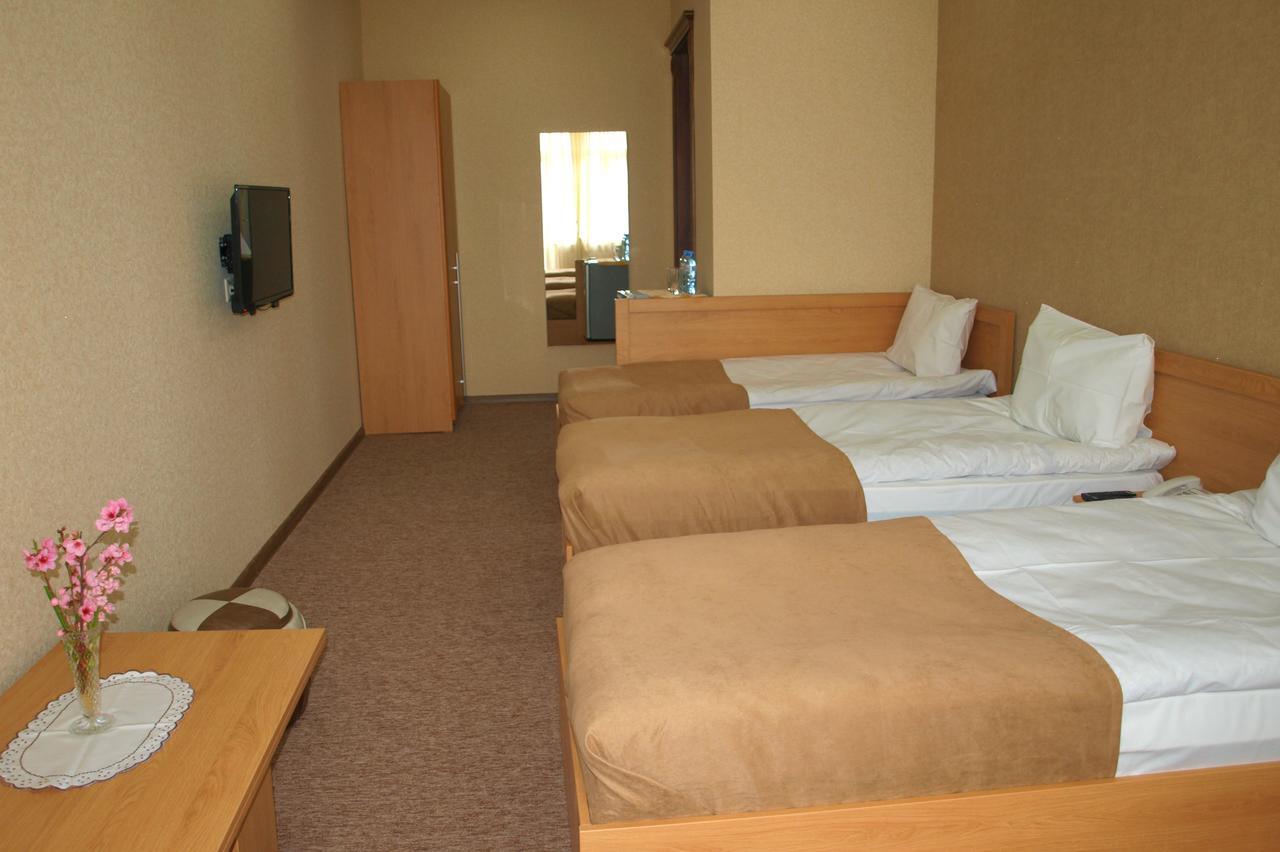 Liel Hotell Tbilisi Exteriör bild