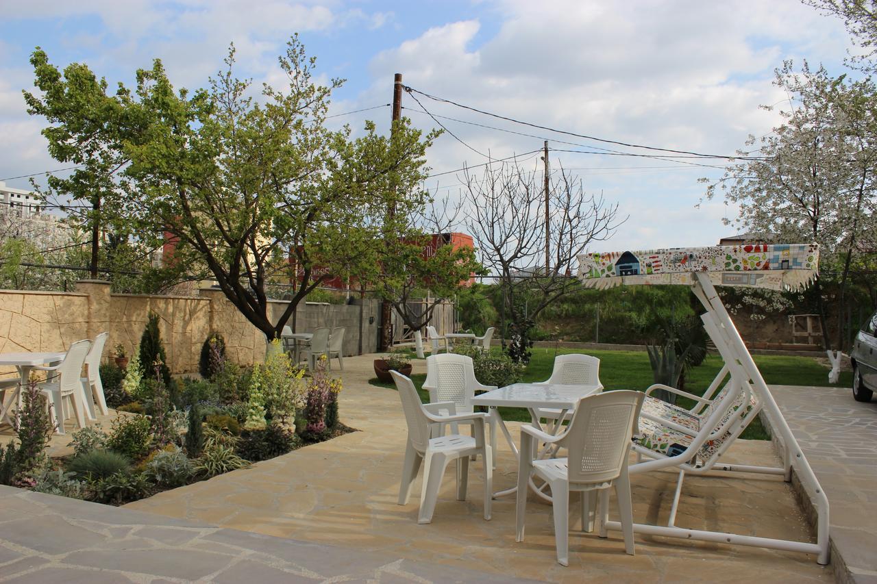 Liel Hotell Tbilisi Exteriör bild