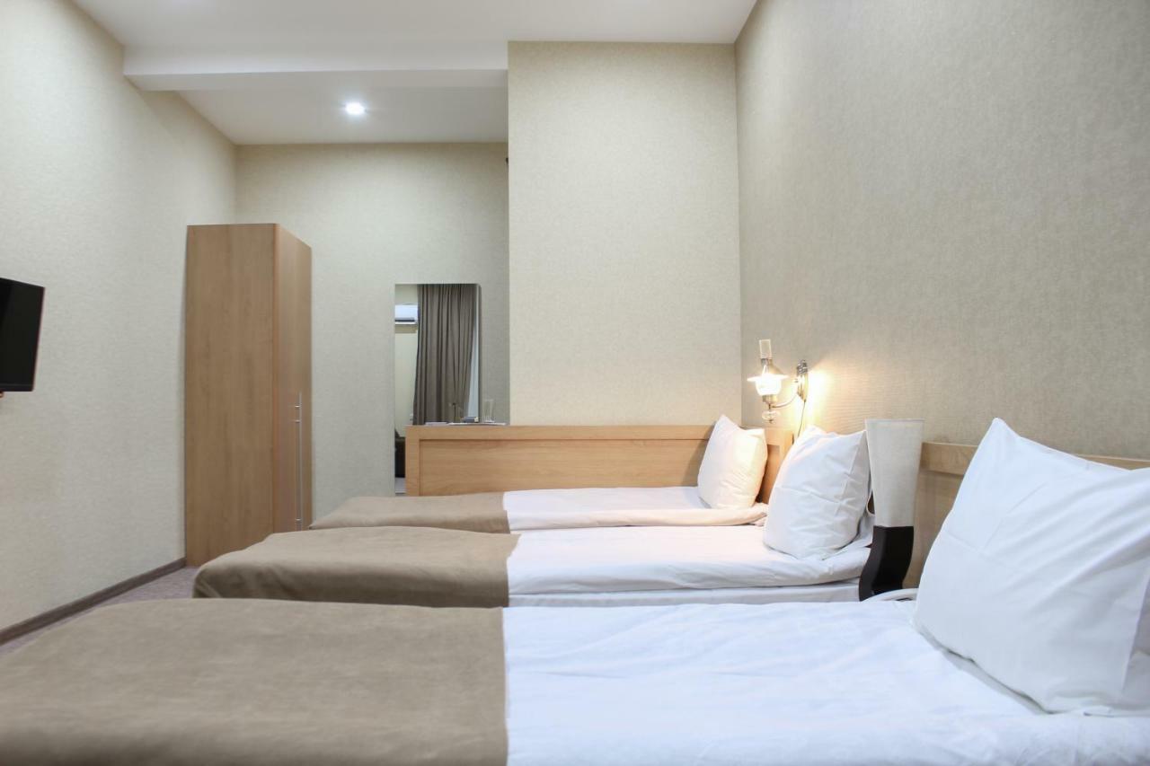Liel Hotell Tbilisi Exteriör bild